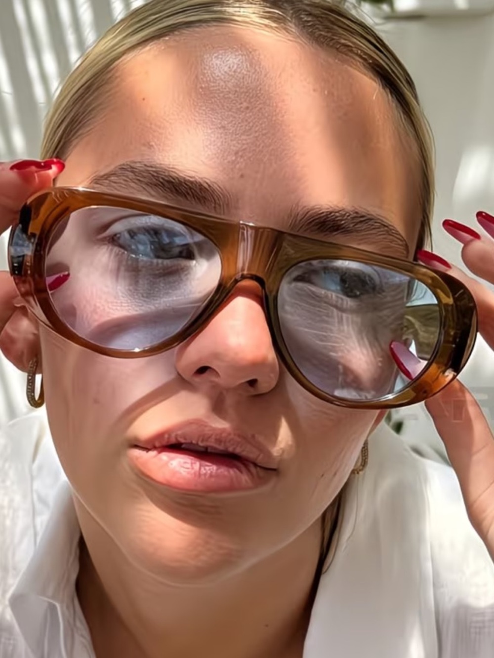 Affordable Fashion Finds Brown Frame Sunglasses with Blue Lenses - Picture 2 of 9